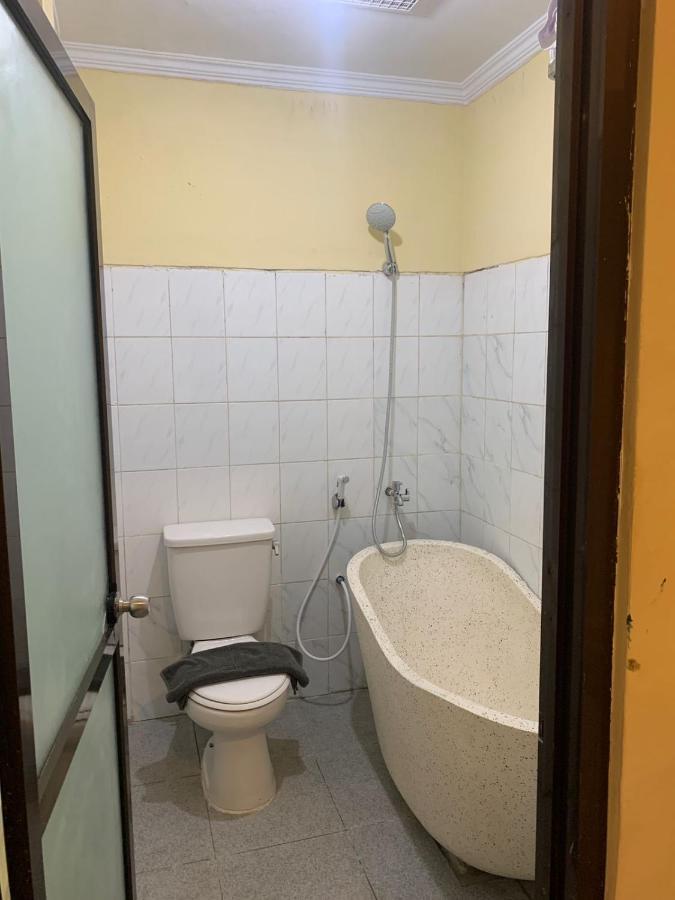 Hotel Guci Kencana Jaya Tuwel Luaran gambar